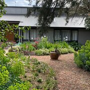 Home Owner wanting sitter in , Australian Capital Territory