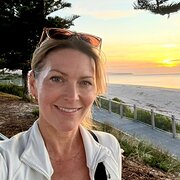 House Sitter - Single, caring, health professional