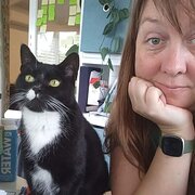 Home Owner wanting sitter in , Queensland