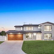 Home Owner wanting sitter in , Queensland