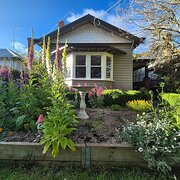 Home Owner wanting sitter in , Victoria