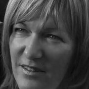 House Sitter - Maree happy housesitter!