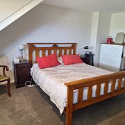 Home Owner wanting sitter in , Victoria