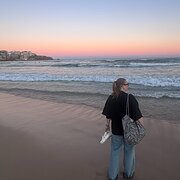 House Sitter - Animal-Loving Travelling Brit