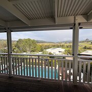 Home Owner wanting sitter in , Queensland