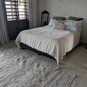 Home Owner wanting sitter in , Queensland