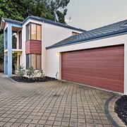 Home Owner wanting sitter in Perth, Western Australia