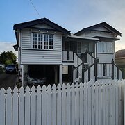 Home Owner wanting sitter in Brisbane, Queensland