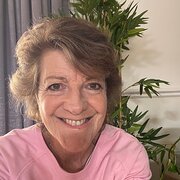 House Sitter -  Retired Teacher Trusted House Sitter