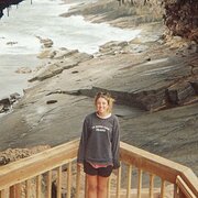 House Sitter - Solo female Graphic Designer