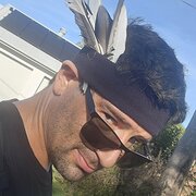 House Sitter - Scott Craythorn