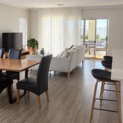 Home Owner wanting sitter in Mandurah , Western Australia