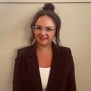 House Sitter - Loves the beach and dogs