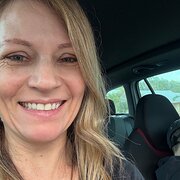 House Sitter - Great, reliable pet/house sitters
