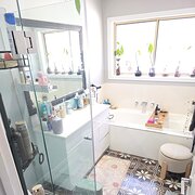 Home Owner wanting sitter in , Victoria