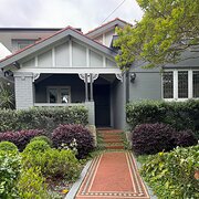 Home Owner wanting sitter in Sydney, New South Wales