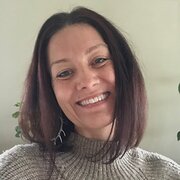 House Sitter - Animal Lover, Homebody & Nature Lover