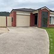 Home Owner wanting sitter in Albury, New South Wales