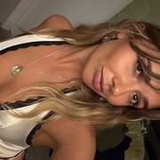 House Sitter - Emily